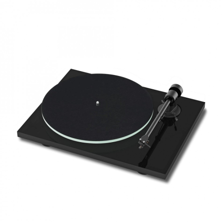 Pro-Ject T1 EVO Plattenspieler mit OM10-Tonabnehmer, Hochglanzschwarz in der Gruppe Heim-Audio / HiFi / Plattenspieler bei BRL (102060652)