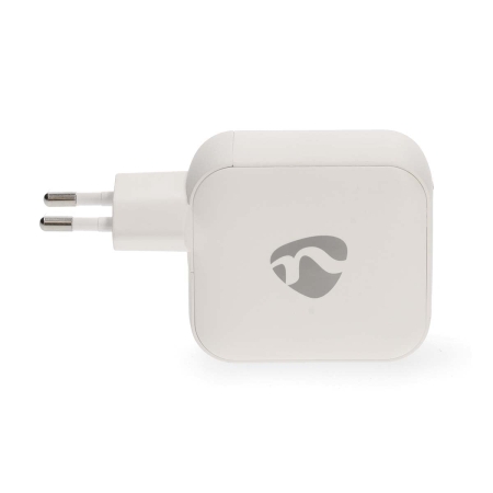 Nedis Wandladegerät 100 W 2x USB-C 1x USB-A, weiß in der Gruppe Neuheiten bei BRL (176WGCHA100WWT)