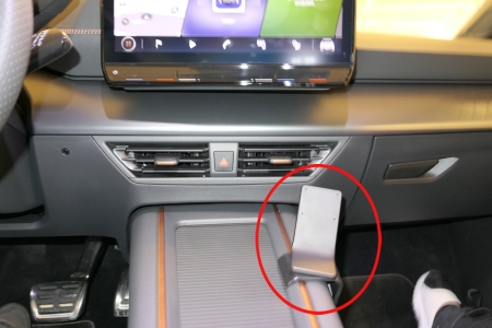 Brodit ProClip, Cupra/Seat in der Gruppe Car-HiFi / Was passt in mein Auto / Cupra / Born / Geboren 2021-2025 bei BRL (240835734)