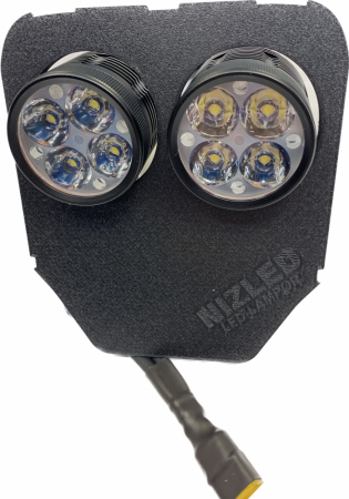 Doppelte Lampenhalterung 80 W Husqvarna 2020-2023, NIZLED R40DRL kaltweiß in der Gruppe Car-HiFi / LED-Beleuchtung / Enduro / Was passt zu meinem Motorrad / Husqvarna / 2020-2023 bei BRL (871HUSA20R40D)