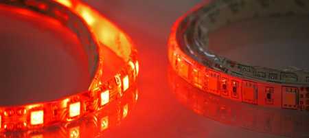 LED-Band rot 24 Volt Rolle 5 Meter in der Gruppe Car-HiFi / LED-Beleuchtung / LED-Lampen / LED-Streifen bei BRL (871LEDTAPER24V5M)