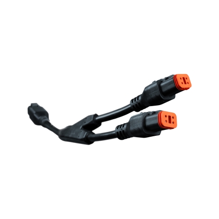 Strands Pro DT-Splitter, 4-polig auf 2x 4-polige Stecker in der Gruppe Car-HiFi / LED-Beleuchtung / Montagezubehör / Kabel und Anschlüsse bei BRL (872907001)