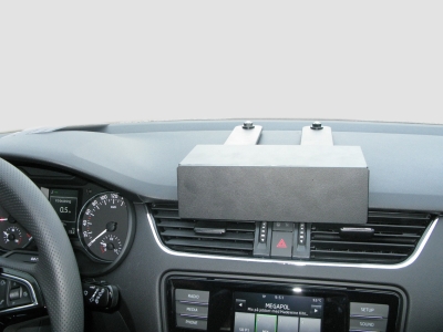 Brodit Verstärkter ProClip, Skoda Octavia III 13-21