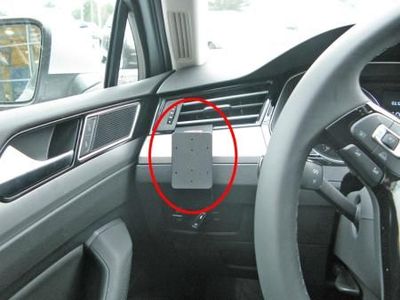 Volkswagen Passat 15-, Links