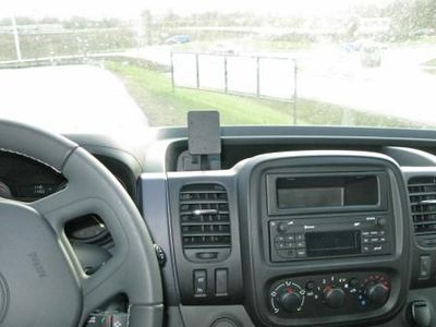 Renault Trafic 15-, Zentriert