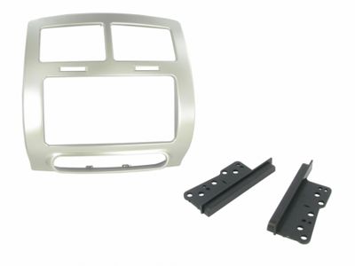Montagerahmen Toyota Urban Cruiser 09>