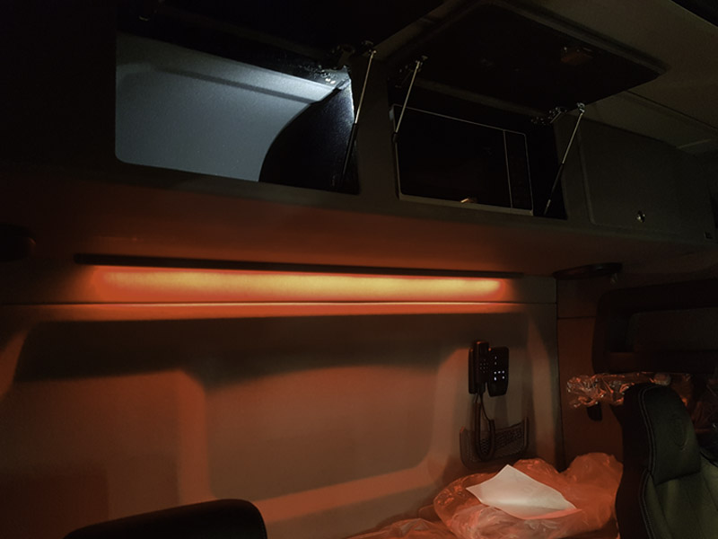 Einrichtungsbild in einem Lastwagen.