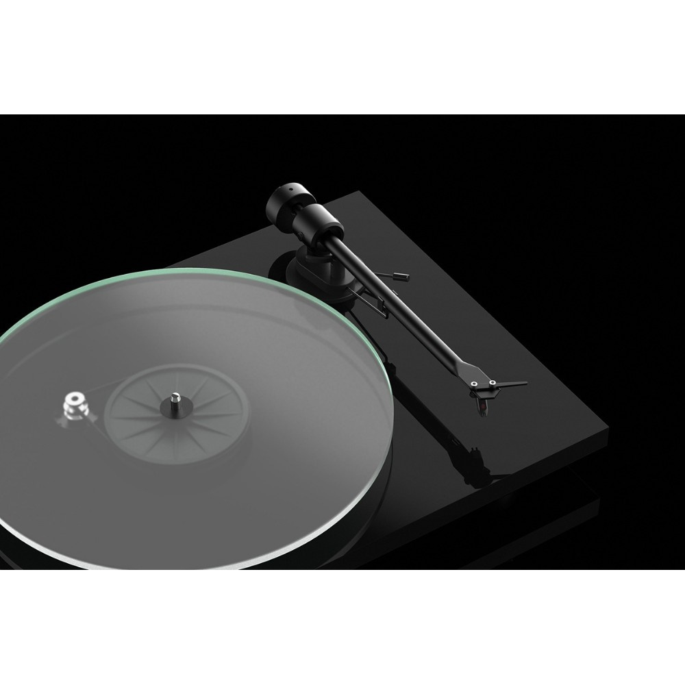 Pro-Ject T1 EVO BT Plattenspieler mit OM10-Tonabnehmer, Hochglanzschwarz