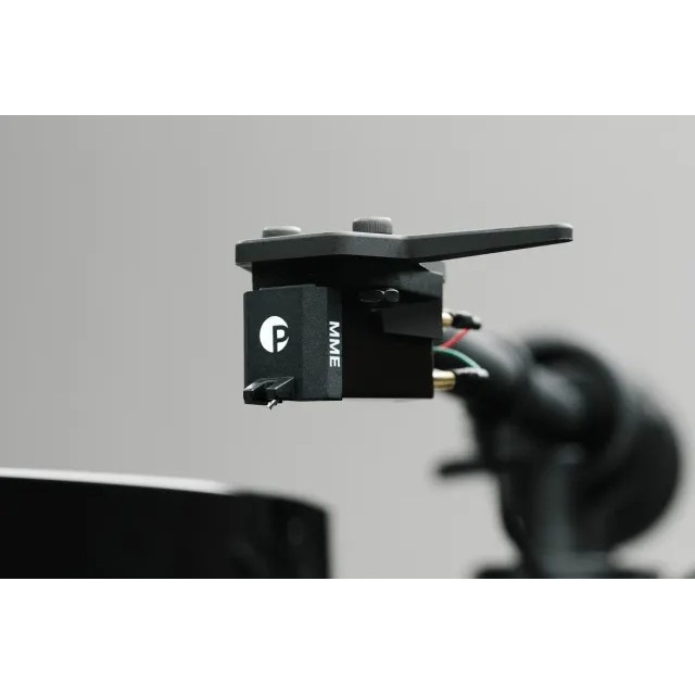 Pro-Ject E1.2 mit Pick It MM E-Tonabnehmer, Walnuss