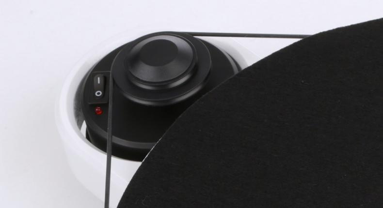 Pro-ject RPM-1 Carbon