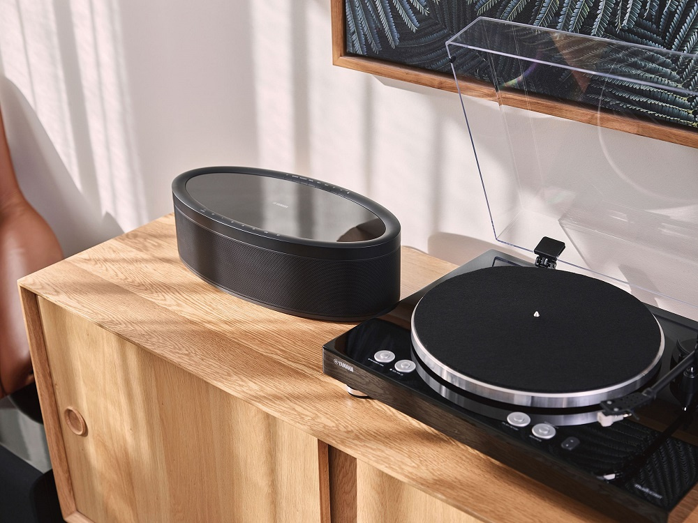 Yamaha MusicCast Vinyl 500 mit Netzwerk, schwarz