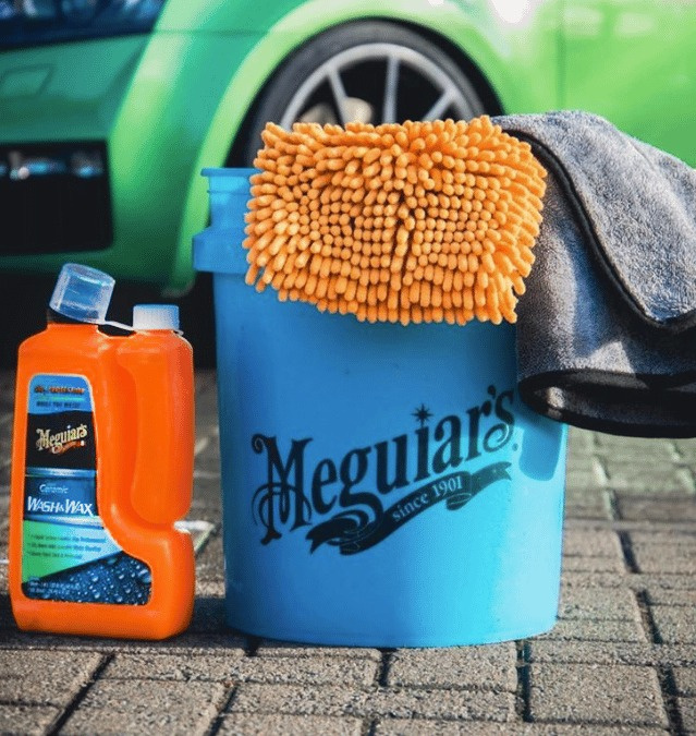 Meguiar's Hybrid Ceramic Wash & Wax, 1,4 Liter