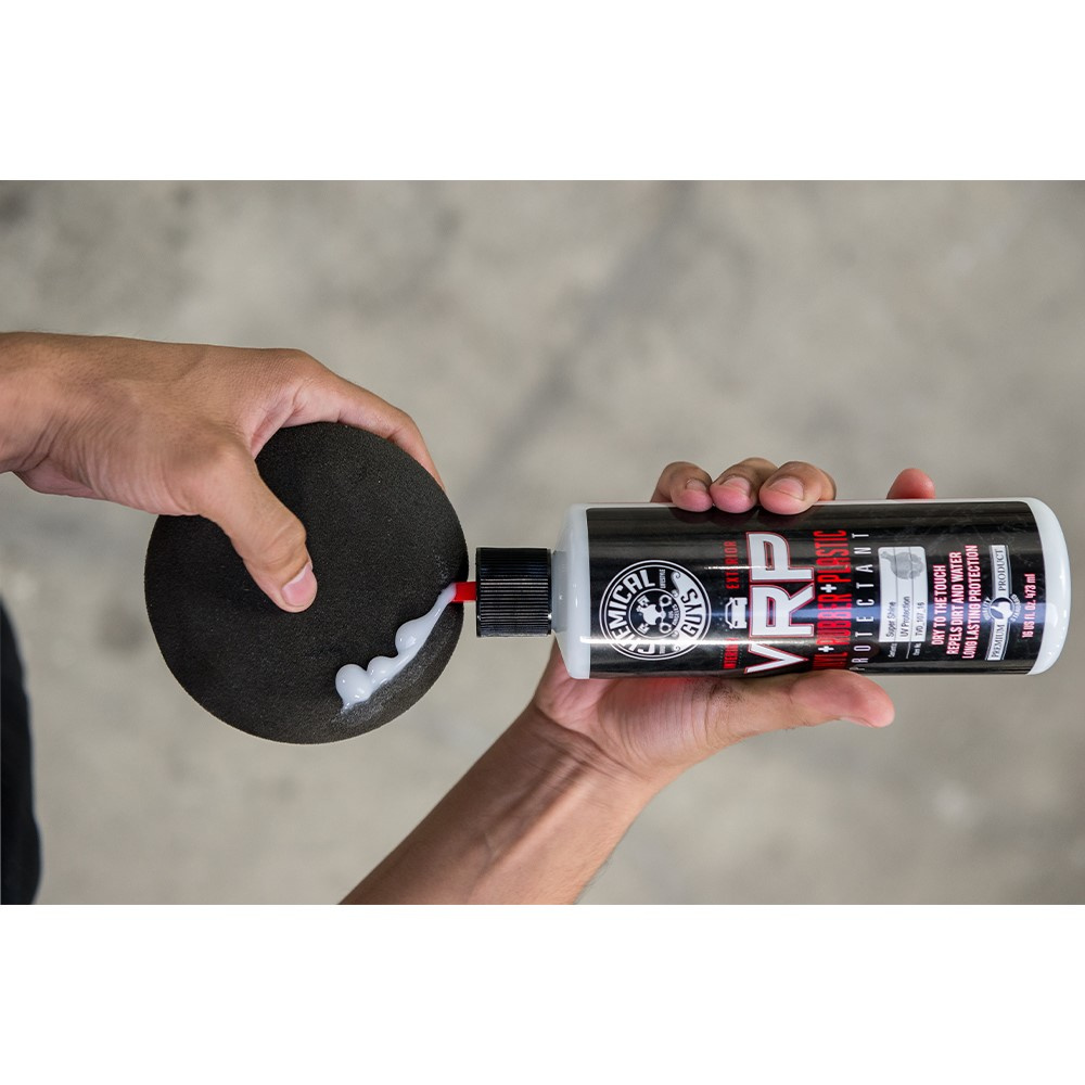 Chemical Guys VRP Dressing belebt Kunststoff, Gummi und Vinyl, 473 ml