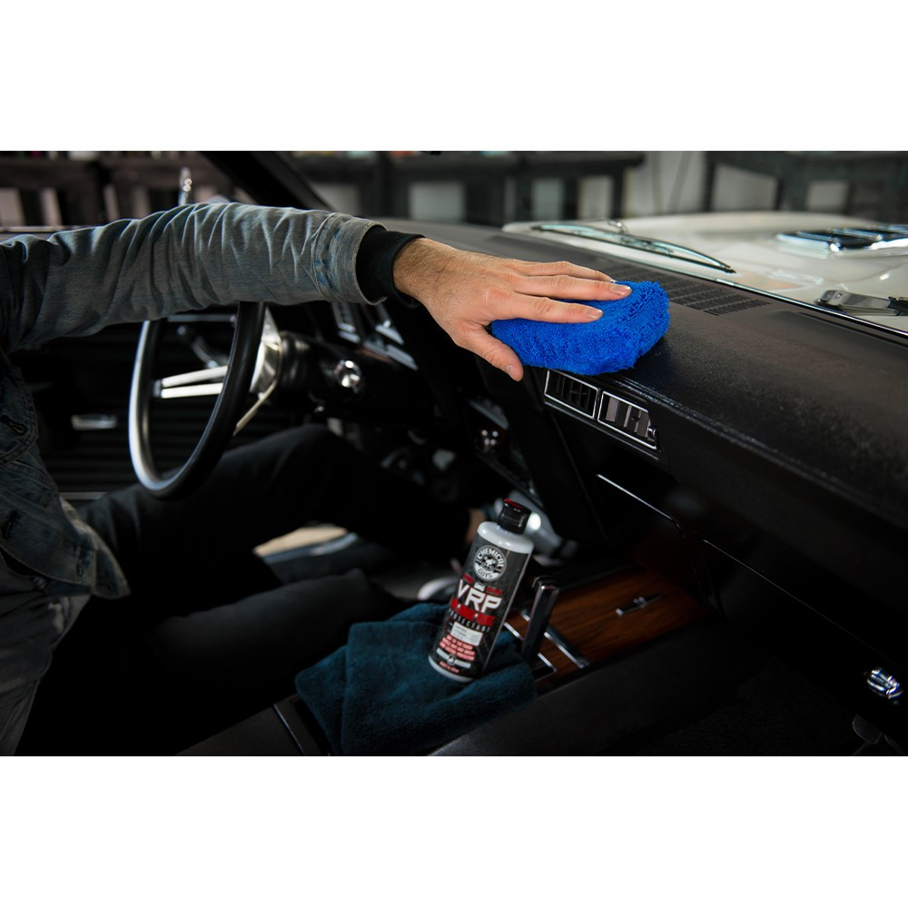 Chemical Guys VRP Dressing belebt Kunststoff, Gummi und Vinyl, 473 ml