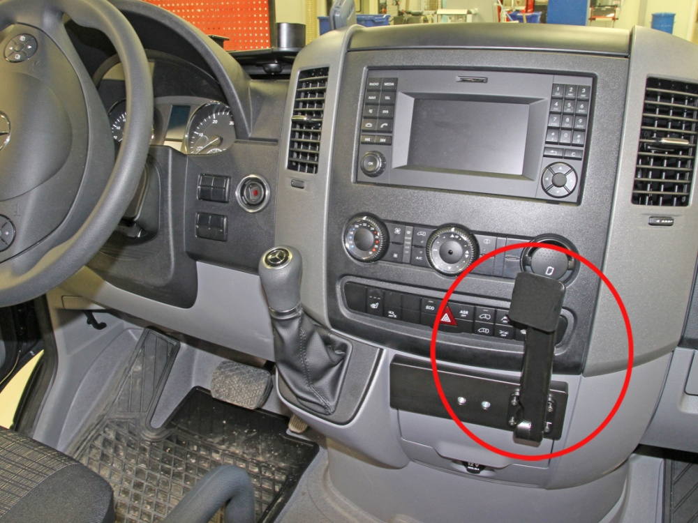 Brodit Verstärkter ProClip, Mercedes Benz/Volkswagen
