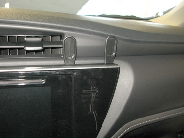 Brodit Verstärkter ProClip, Toyota Auris/Auris Full Hybrid 16-19