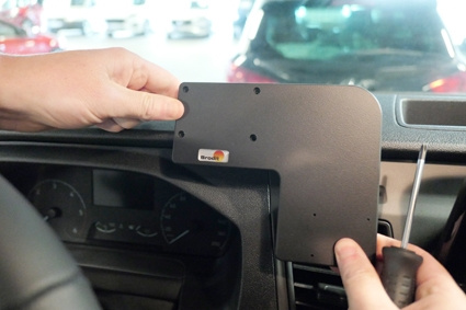 Brodit Verstärkter ProClip, Ford Transit/Transit Custom 18-24