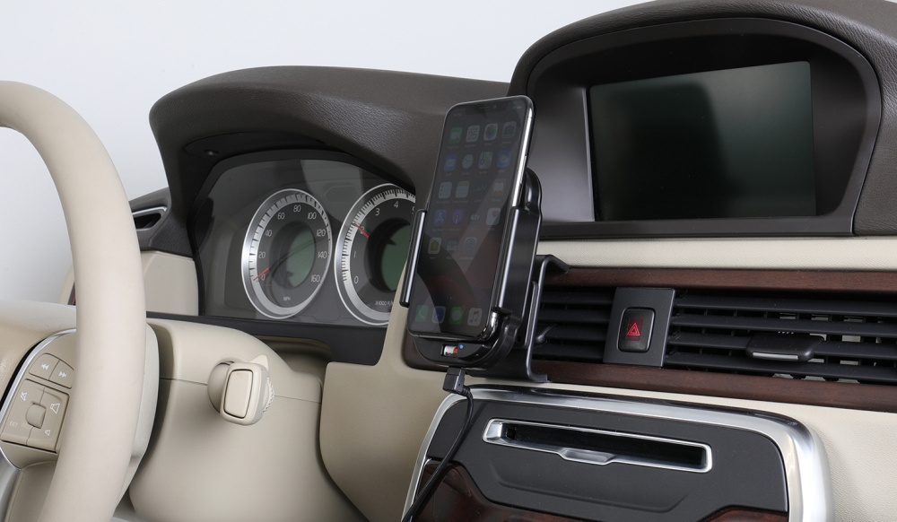 Qi kabelloser aktiver Handyhalter mit Autoladegerät, Apple iPhone 11 Pro