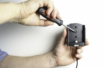 Aktive Halterung mit USB-Kabel und Zigarettenanzünder-Adapter, Sony Xperia XZ1 Compact