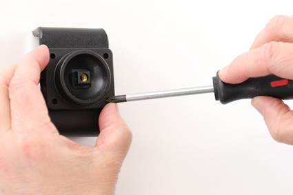 Brodit Aktivhalter mit USB-Kabel und Zigarettenanzünder-Adapter, Huawei P30