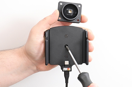 Brodit Aktivhalterung mit USB-Kabel und Zigarettenanzünder-Adapter, Apple iPhone 15 Plus/15 Pro Max/16 Plus/16 Pro Max