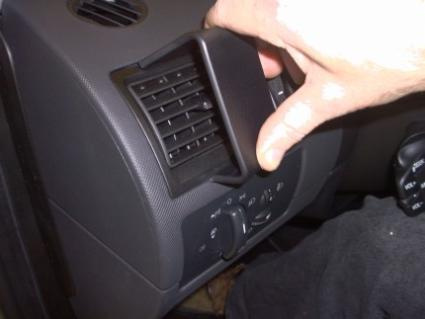 Ford Mondeo 01-07, Links