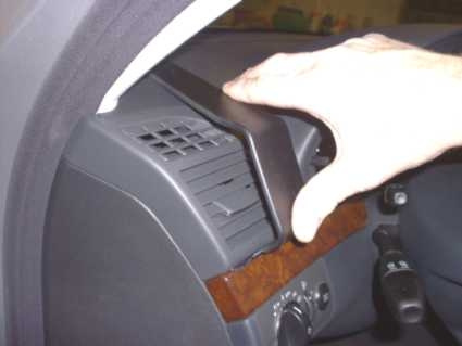 Brodit ProClip, Mercedes Benz E-Class, Limousine 02-09