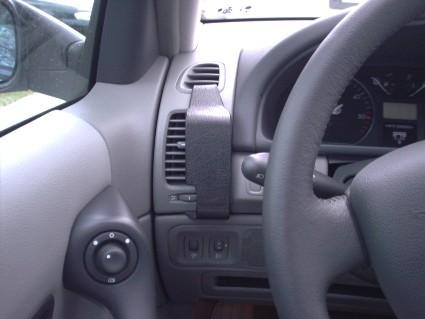 Renault Laguna 01-04, Links