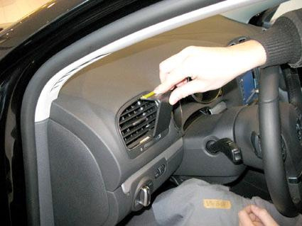 Volkswagen Golf VI 09-12, links