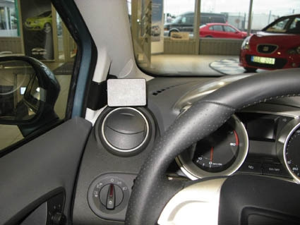 Brodit ProClip, Seat Ibiza 09-17
