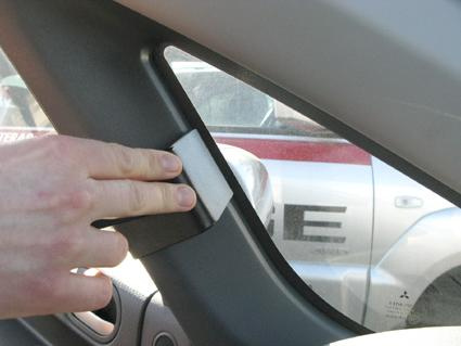 ProClip Montagehalterung Mitsubishi Colt 09-14, links