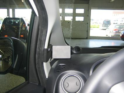 Mitsubishi i-MiEV 10-15, Links