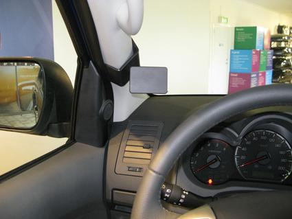 Toyota HiLux 12-15, Links