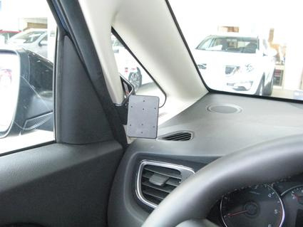 Kia Carens 14-15, Links