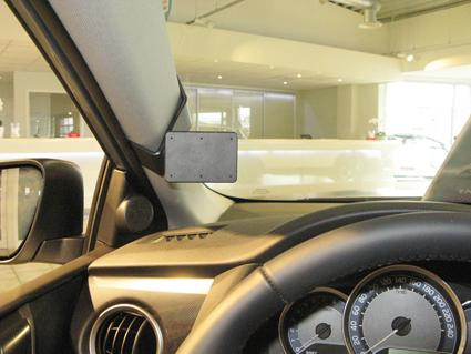 Toyota Auris 13-15, Links