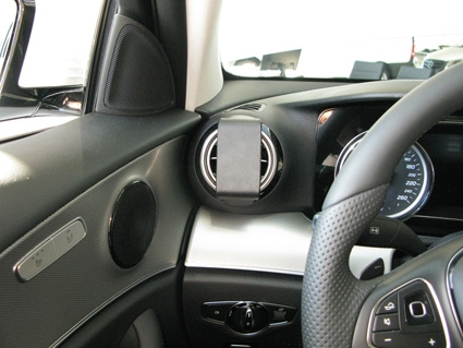 Brodit ProClip, Mercedes Benz E-Class, Coupé/Sedan/Kombi 17-23