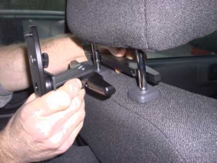Brodit Kopfstützenhalterung mit Bildschirmhalterung, BMW 5-series F10, F11 09-17