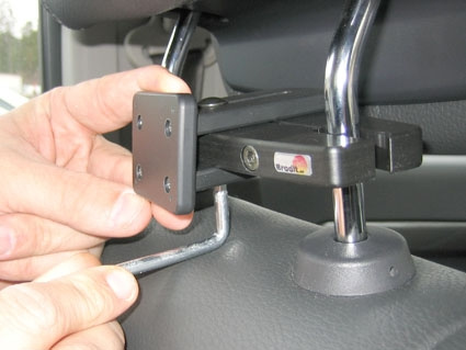 Brodit Kopfstützenhalterung, Kia Sorento 93-26