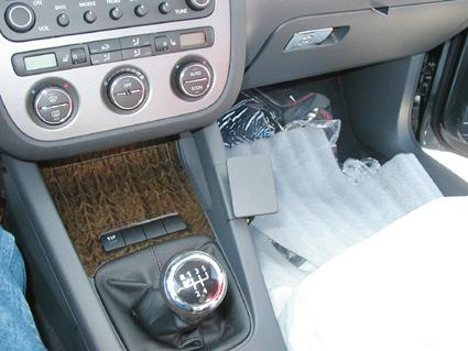 ProClip Montagehalterung Volkswagen Jetta 06-10, Konsole