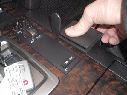 Toyota LandCruiser 10-15, Konsole