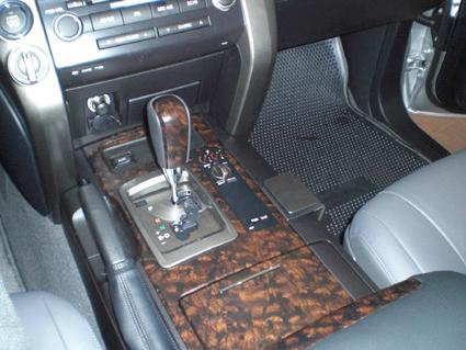 Toyota LandCruiser 10-15, Konsole