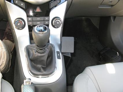 Chevrolet Cruze 09-14, Konsole