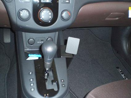 Kia Cerato 10-11, Konsole