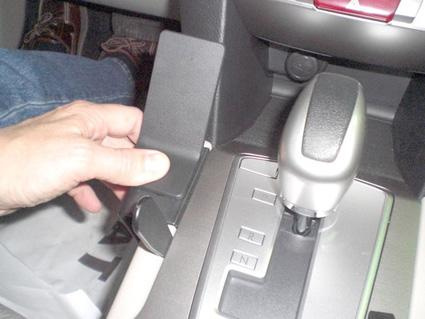 Subaru Outback 10-14, Konsole, links