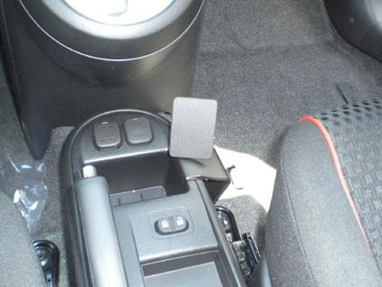 ProClip Montagehalterung Mazda 2 10-13, Konsole