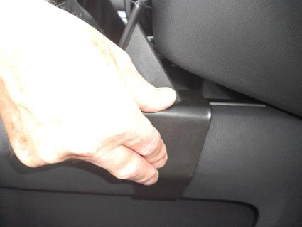 Nissan Pathfinder 13-15, Konsole