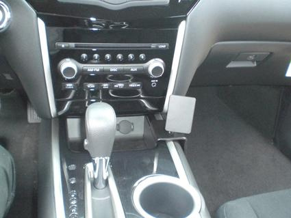 Nissan Pathfinder 13-15, Konsole