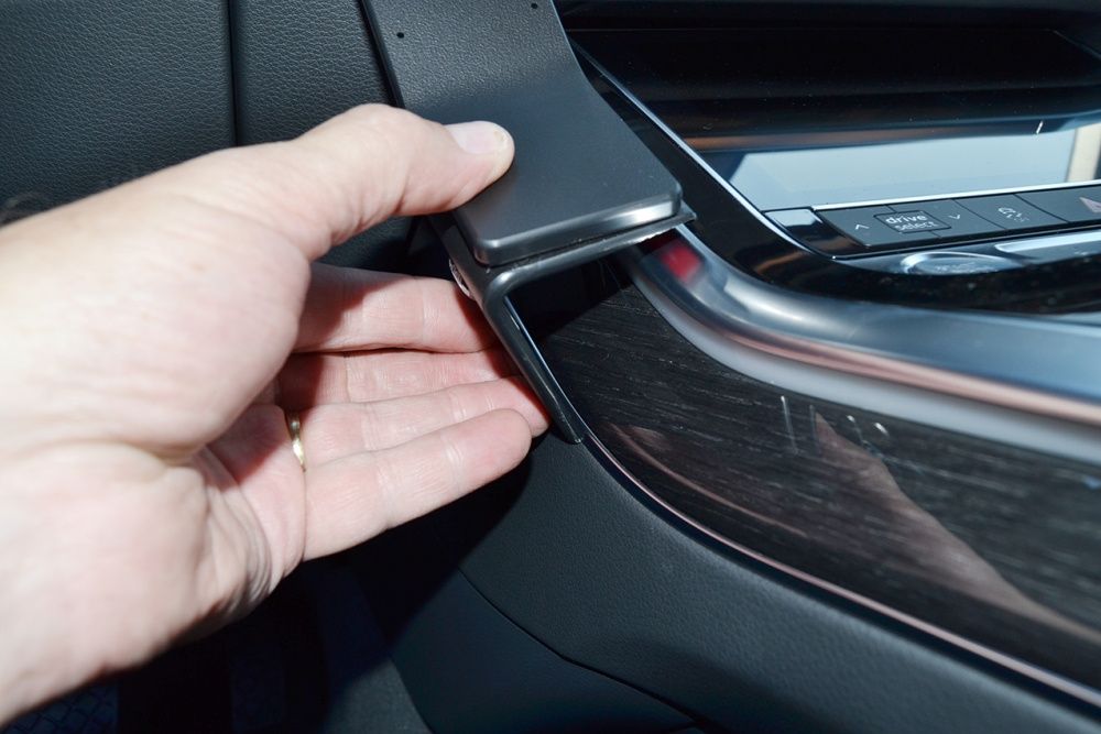 Brodit ProClip, Audi Q7 20-