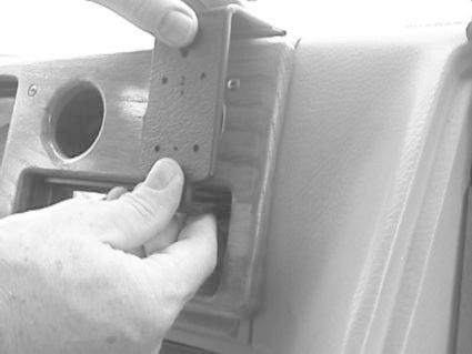 ProClip Montagehalterung Chevrolet Van 78-95, zentriert
