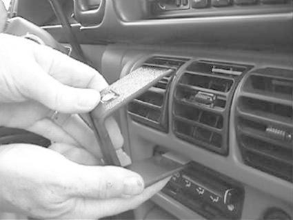Chrysler Voyager 94-95, Zentriert, Niedrig